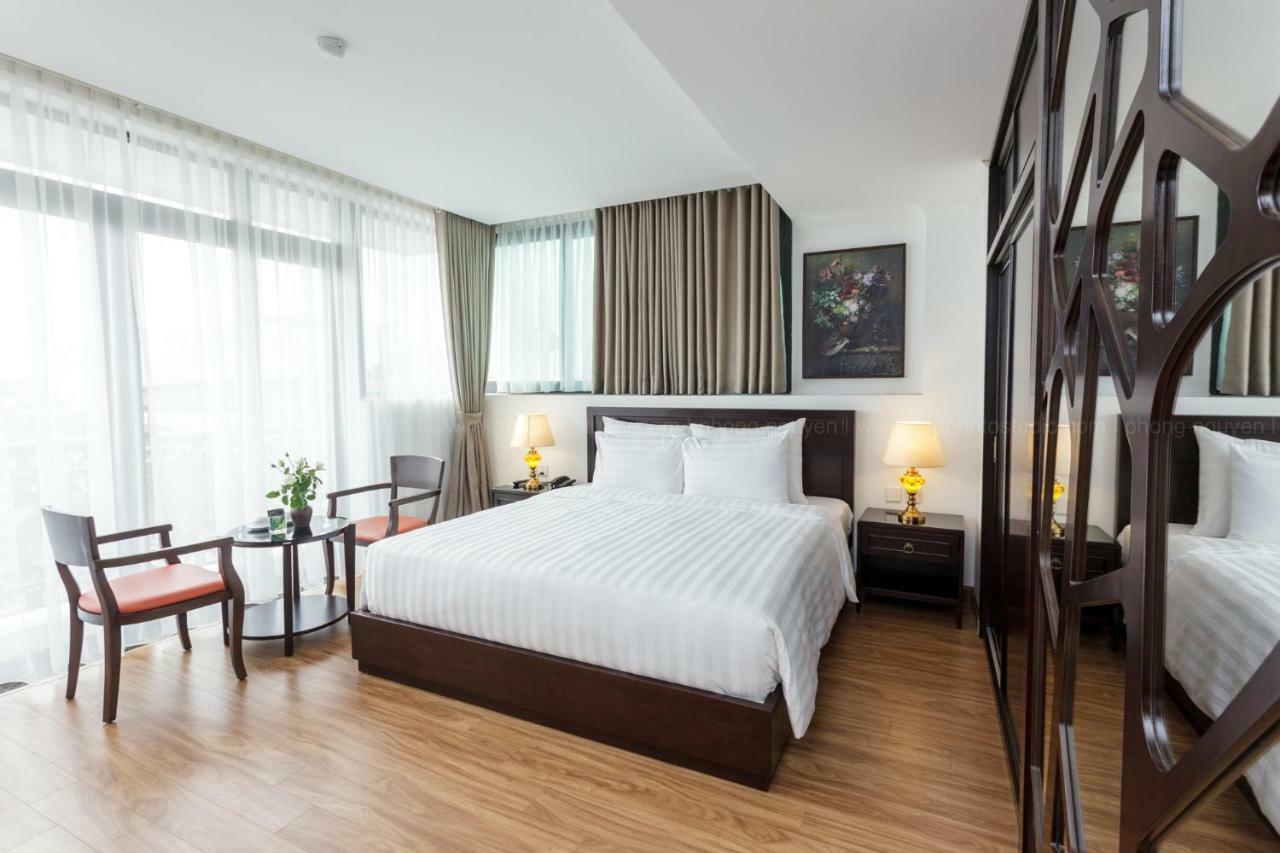 Hotel De La Seine Hanoi Bagian luar foto