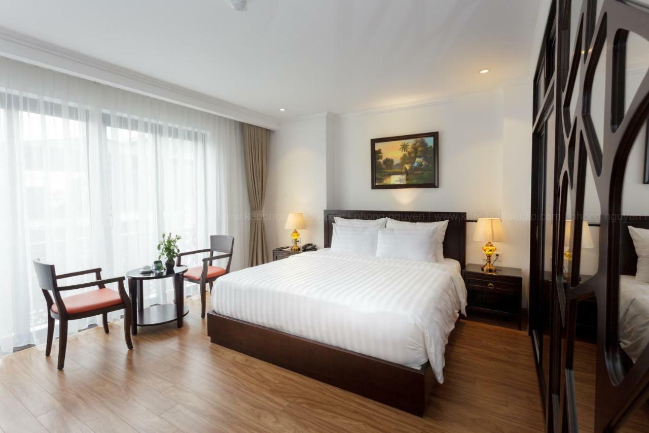 Hotel De La Seine Hanoi Bagian luar foto