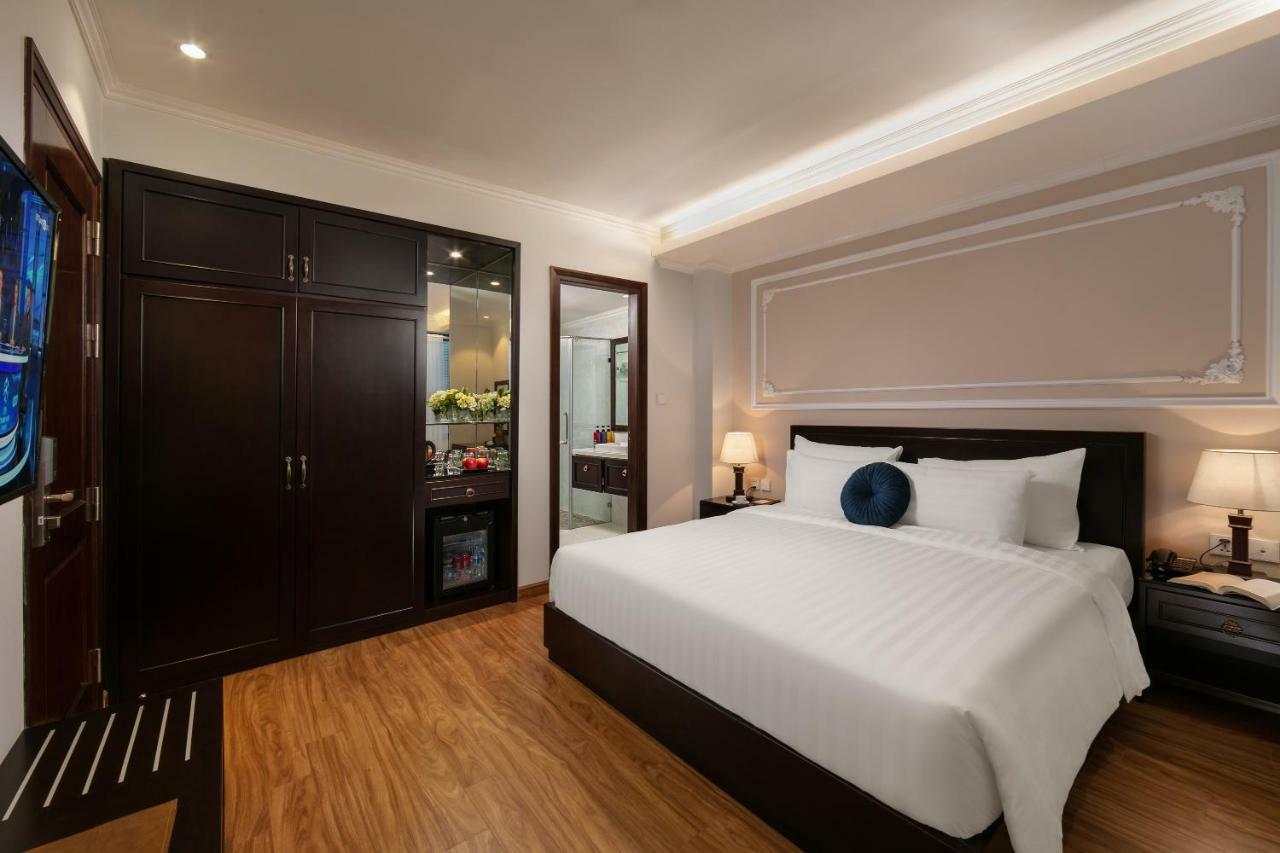 Hotel De La Seine Hanoi Bagian luar foto